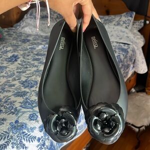 Size 6 MELISSA flats